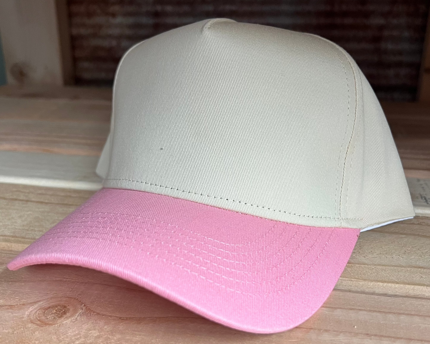 Light Pink/Cream Courier